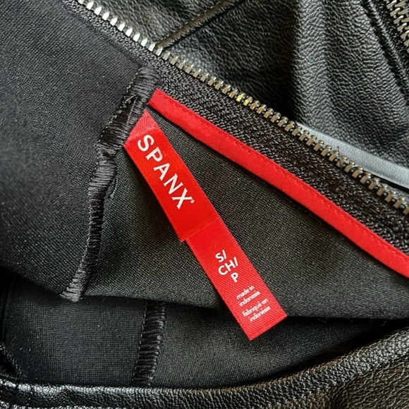 Spanx | Leather-Like Mixed Media Combo Fitted Dress Classic Black Small - Picture 10 of 13